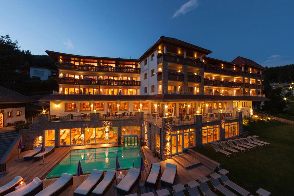 Hotel Waldhof Перка Экстерьер фото