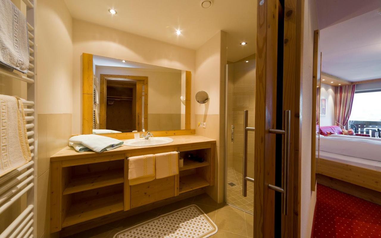 Hotel Waldhof Перка Экстерьер фото