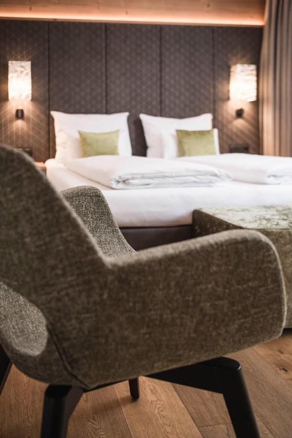 Hotel Waldhof Перка Экстерьер фото
