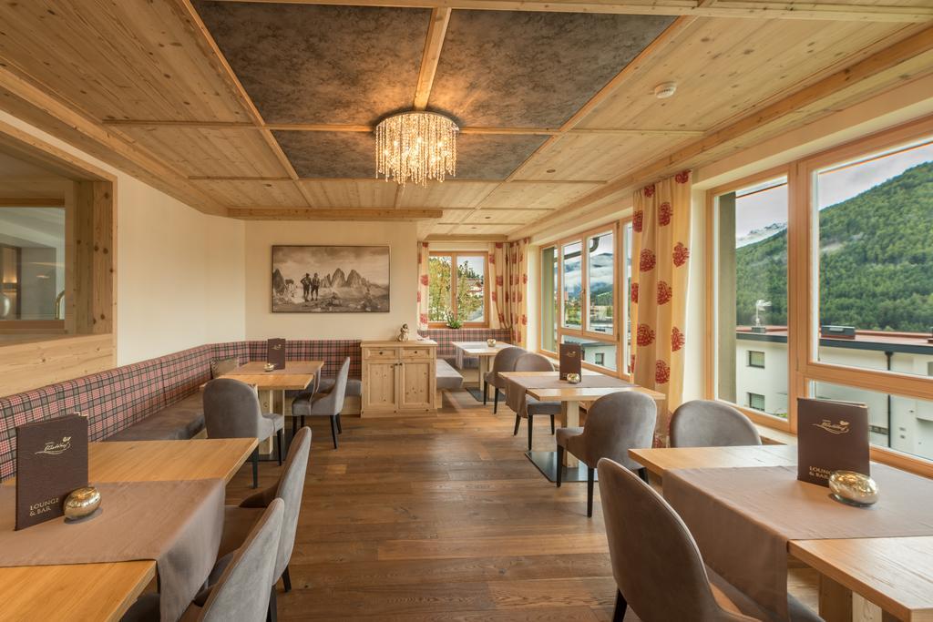 Hotel Waldhof Перка Экстерьер фото